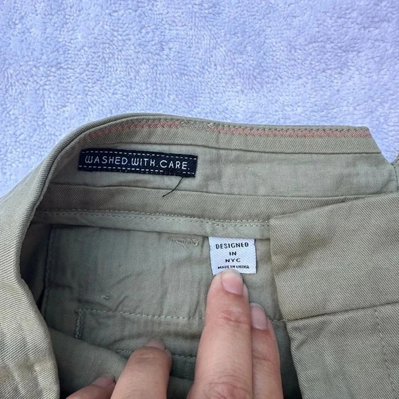 Ecru Women's Khaki Shorts - Picture 10 of 10